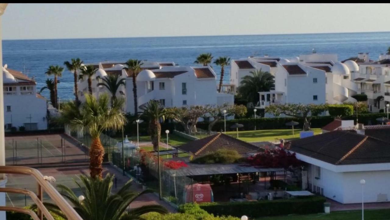 Apartamento Coral Beach Торокс Екстериор снимка